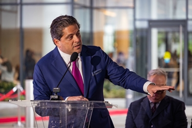 Jack & Sheryl Morris Cancer Center