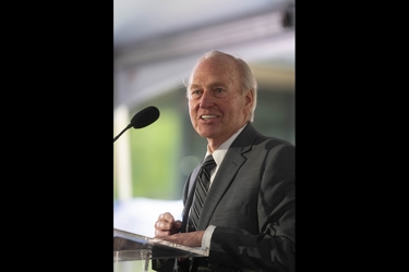 Jack & Sheryl Morris Cancer Center