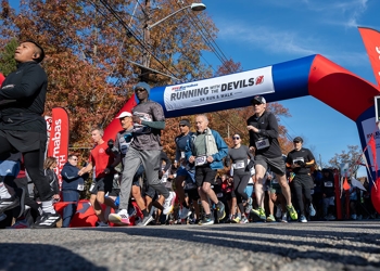 2025 Running With the Devils Race Start