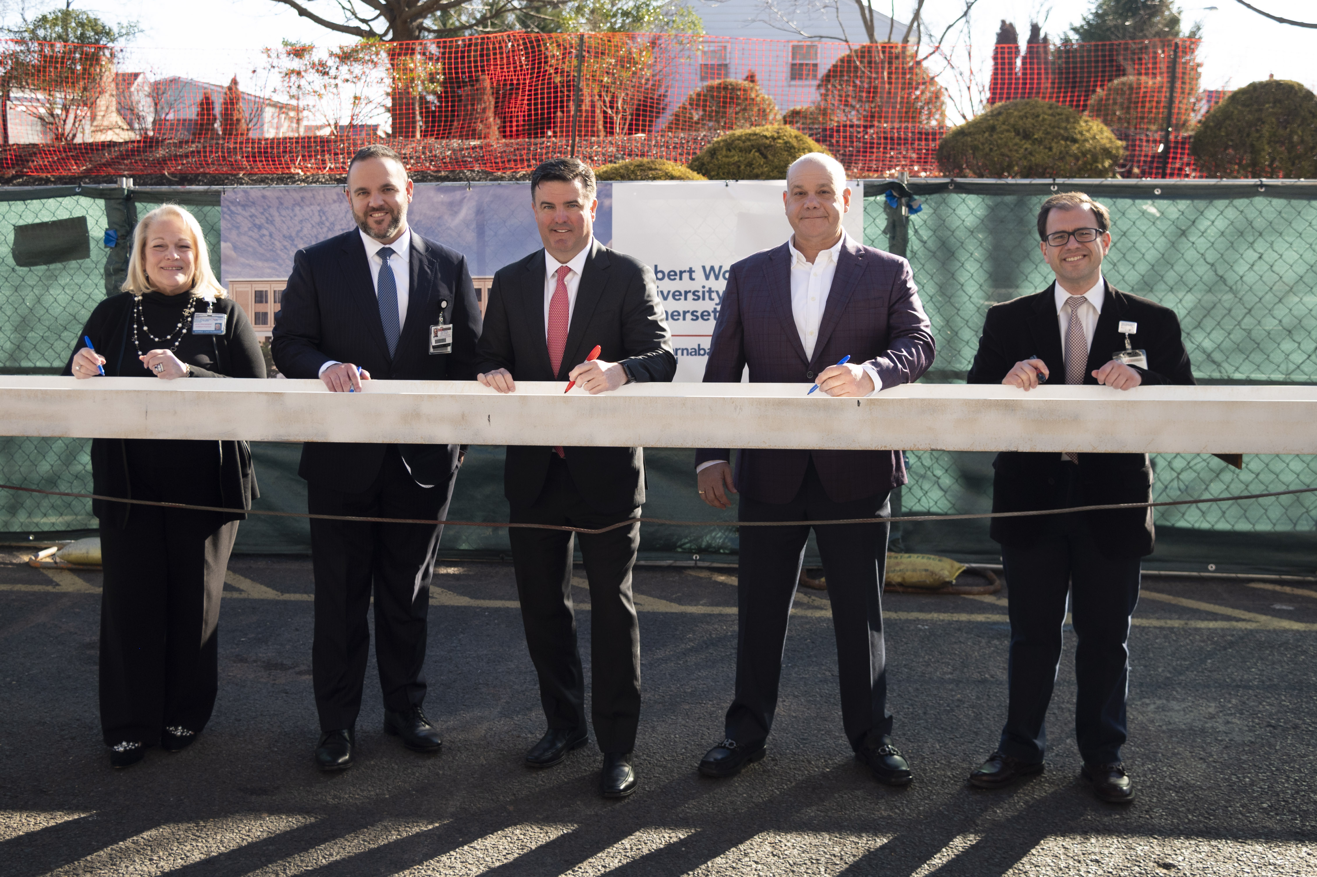 Remote Rwjbh Org RWJUH Somerset Raises Final Steel Beam on Expansion Project