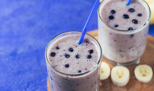 blueberry and banana smoothie