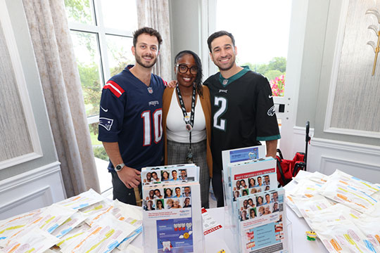 Newark Beth Israel Medical Center’ Chivian Dental Center clinicians provide dental health information and dental hygiene tools at the open screening portion of Newark Beth Israel Medical Center and Children's Hospital of New Jersey’s Annual Ray Murphy Men's Health Night.