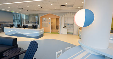 Jack & Sheryl Morris Cancer Center Pediatric lobby