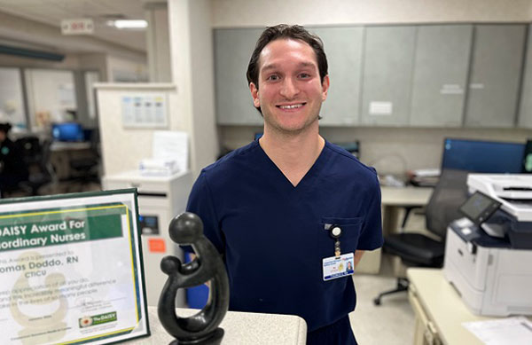 Thomas Doddo, RN with DAISY Award
